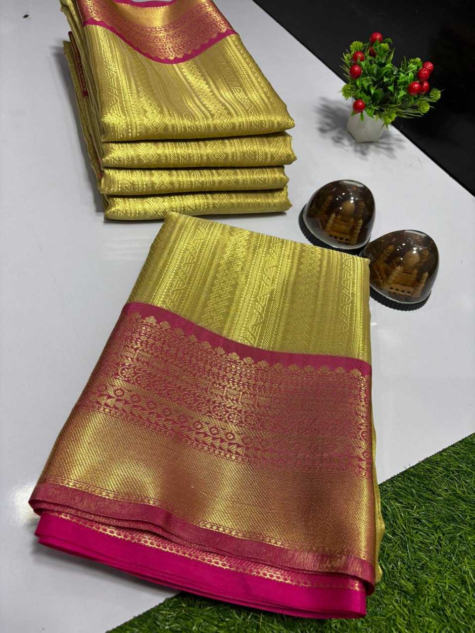 Tissue Silk Kesh131 Golden Sarees  Ladies Tissue Silk Zari Border Sarees