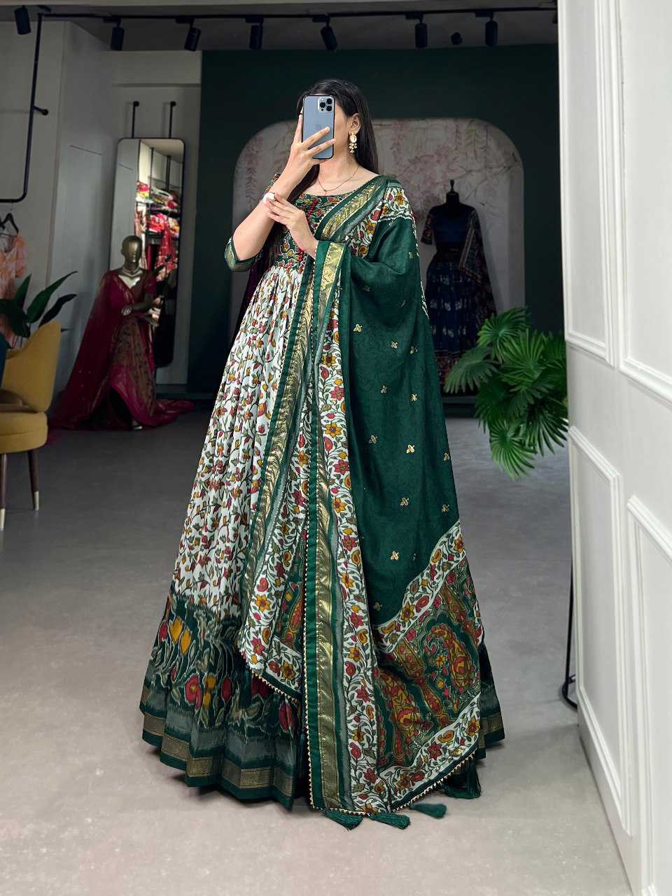 Tussar Silk Ygf 5036  Gowns