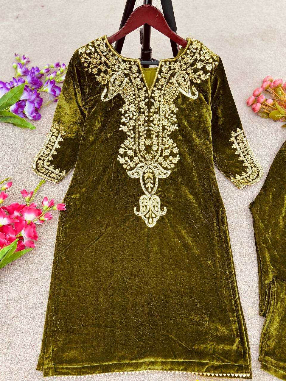 Velvet Kesh123 5104 Suits & Dresses  Festive Fancy Embroidered Silk Full Sleeve Suits