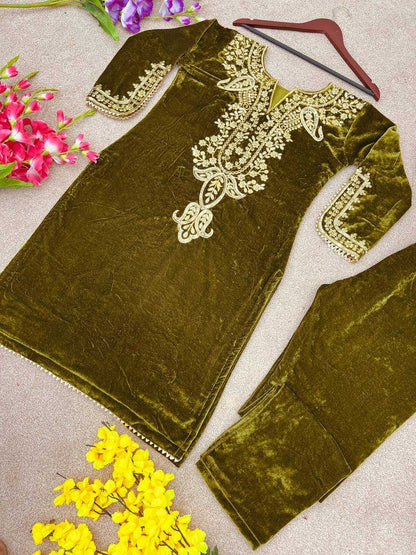 Velvet Kesh123 5104 Suits & Dresses  Festive Fancy Embroidered Silk Full Sleeve Suits