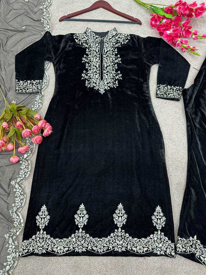 Velvet Kesh124 778 Suits & Dresses Islamic Clothing  Pakistani Velvet Embroidery Ladies Silk Ladies Party Wear Suits