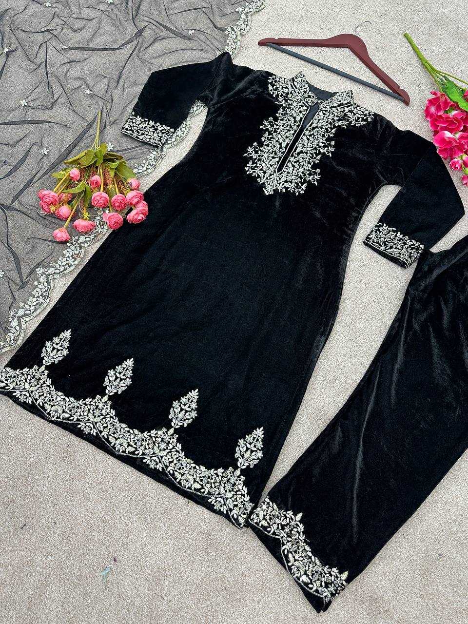 Velvet Kesh124 778 Suits & Dresses Islamic Clothing  Pakistani Velvet Embroidery Ladies Silk Ladies Party Wear Suits