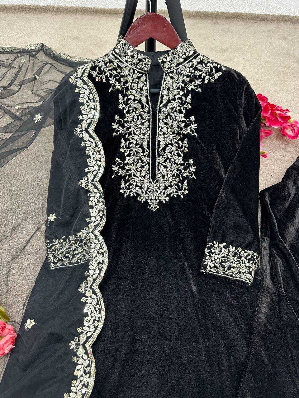 Velvet Kesh124 778 Suits & Dresses Islamic Clothing  Pakistani Velvet Embroidery Ladies Silk Ladies Party Wear Suits