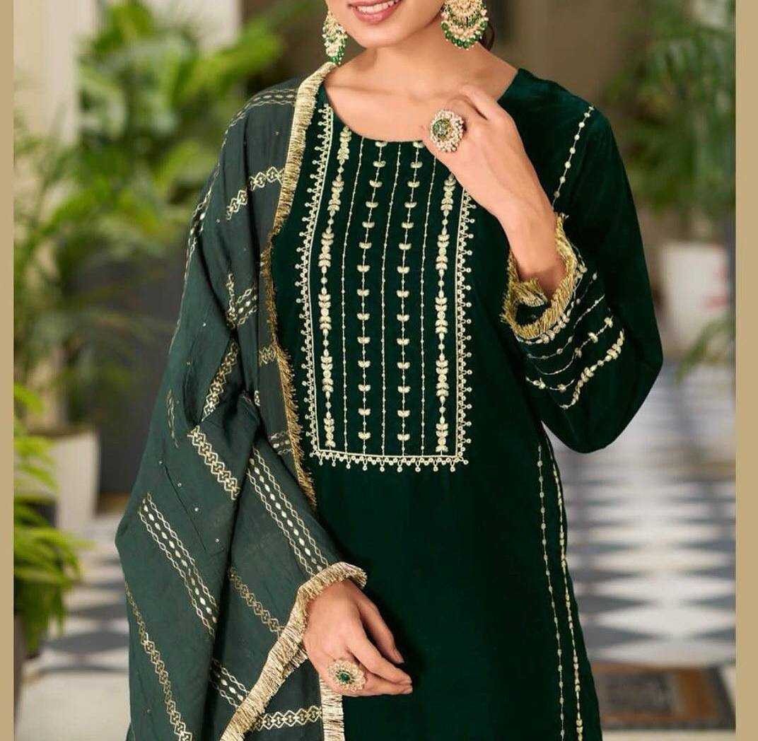 Velvet Kesh141 1035 Suits & Dresses  Ladies Kashmiri Velvet Embroidery Ladies Silk Suits