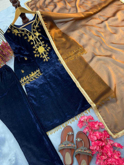 Velvet Kesh141 1066 Suits & Dresses Islamic Clothing  Embroidery Pakistani Velvet Kashmiri Ladies Silk Suits