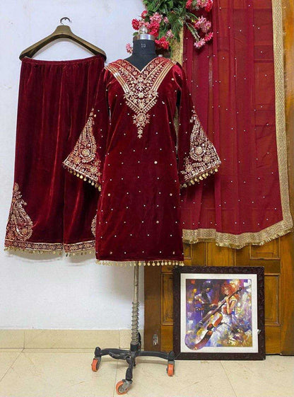 Velvet Kesh149 1158 Suits & Dresses  Kashmiri Velvet Embroidered Palazzo Ladies Silk Suits