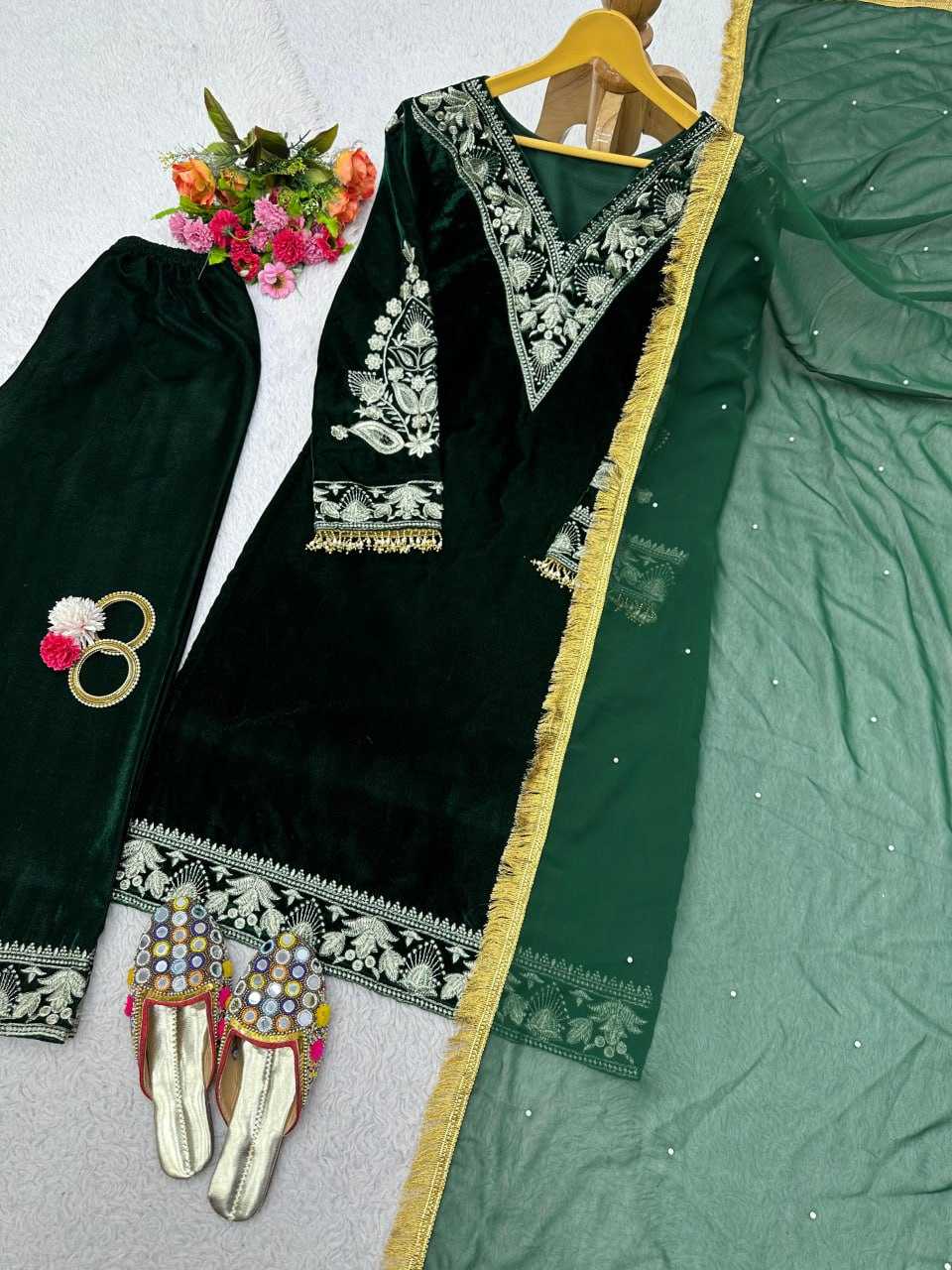 Velvet Rin133 1378 Suits & Dresses  Kashmiri Velvet Embroidery Ladies Silk Suits