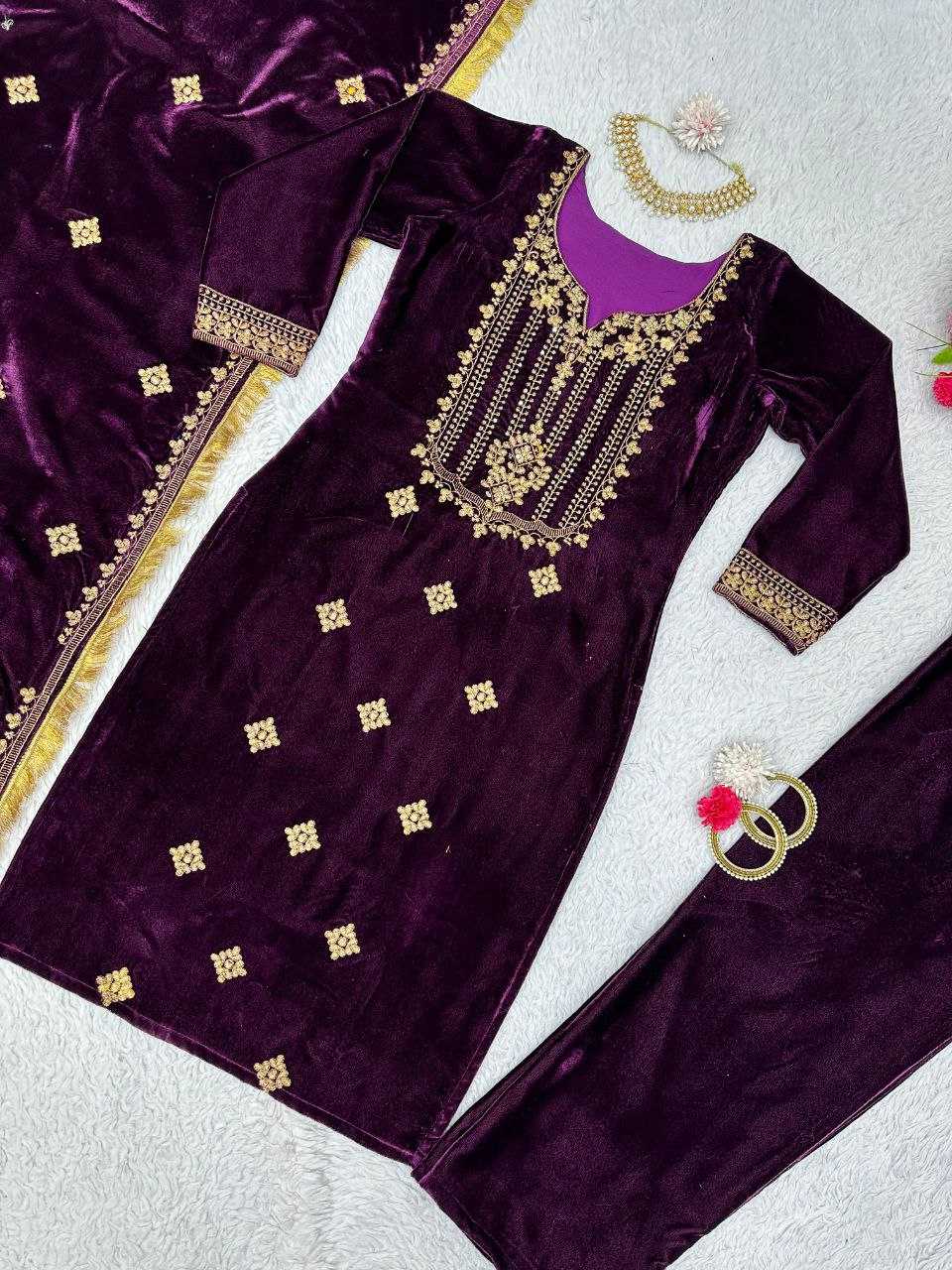 Velvet Rin133 8067 Suits & Dresses  Kashmiri Velvet Ladies Silk Party Wear Suits