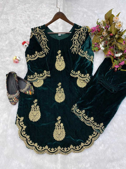 Velvet Rin141 1762 Suits & Dresses  Kashmiri Velvet Embroidery Ladies Silk Suits