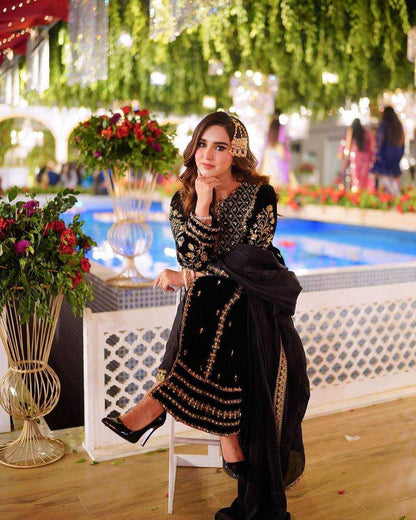 Viscose Kesh123 5098 Suits & Dresses Islamic Clothing  Pakistani Velvet Embroidered Black Salwar Suits