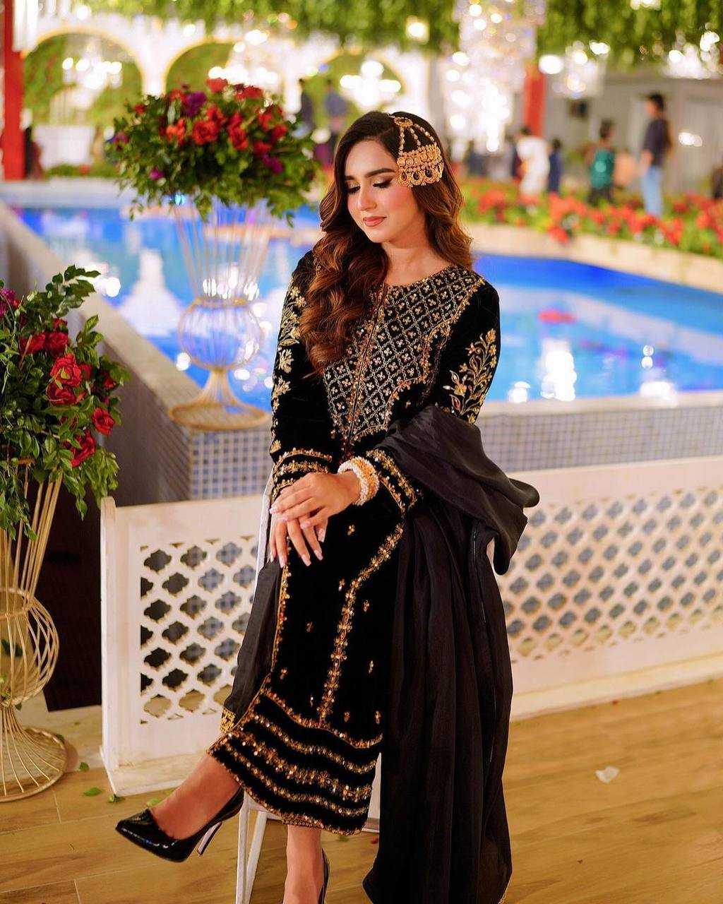 Viscose Kesh123 5098 Suits & Dresses Islamic Clothing  Pakistani Velvet Embroidered Black Salwar Suits